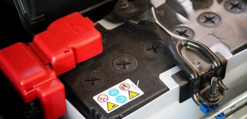 how long does a car battery take to charge